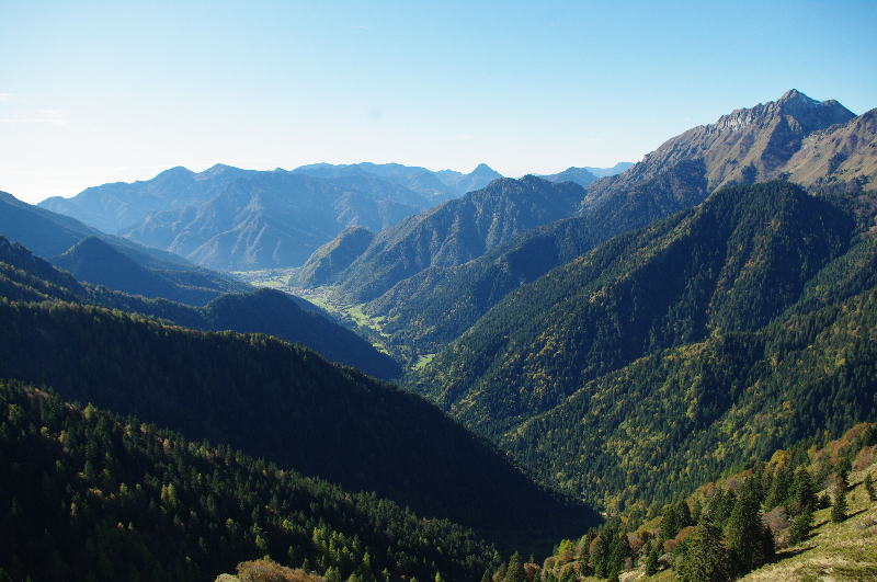 Valle di Concei dall'alto, foto Alessandro Deguelmi 